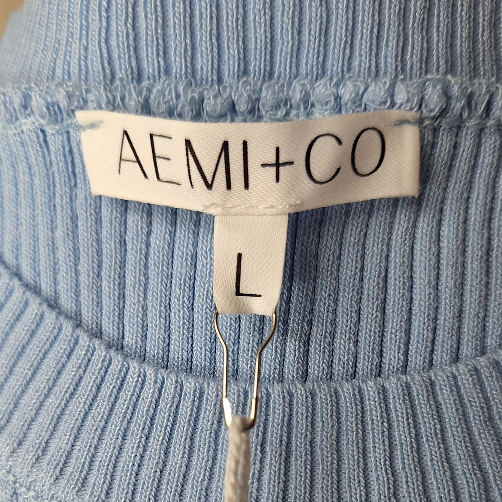 Aemi + Co Blue Round Neck Ribbed Knit Tank Top 100% Rayon - Picture 6 of 7